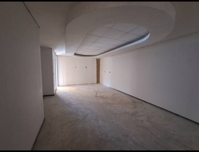 3,438M² OFFICE TO LET IN WAVERLEY